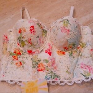 NWT Davi & Dani Rosalyn Embroidered/Crocheted Floral Bustier